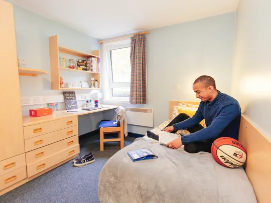 Accommodation The Maltings Ensuite Room